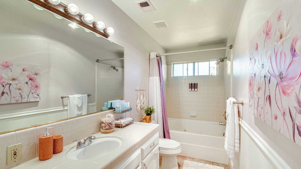 Photo of Bathroom in Clovis