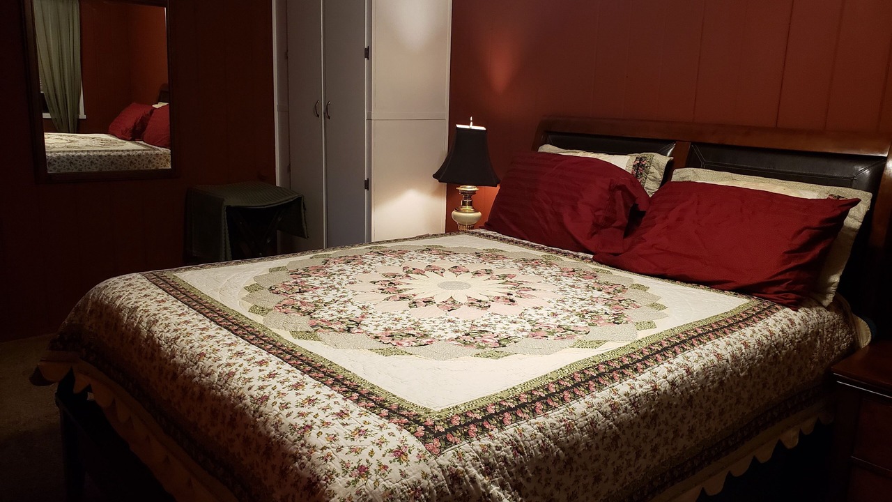 Photo of Bedroom in Mi-Wuk Village