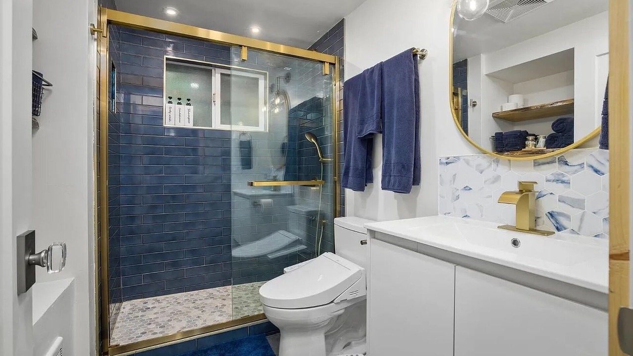 Photo of Bathroom in Altaville