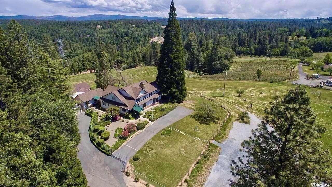 Photo of Outdoor in Apple Hill
