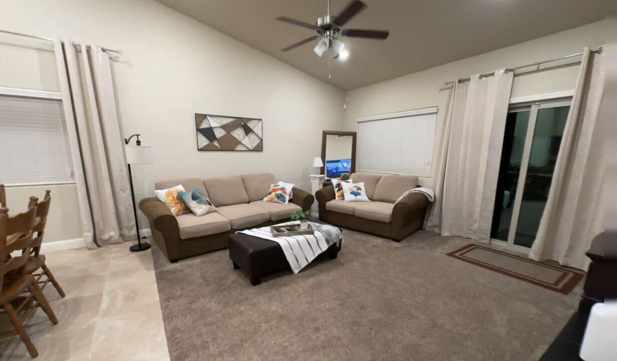 Photo of Livingroom in Merced