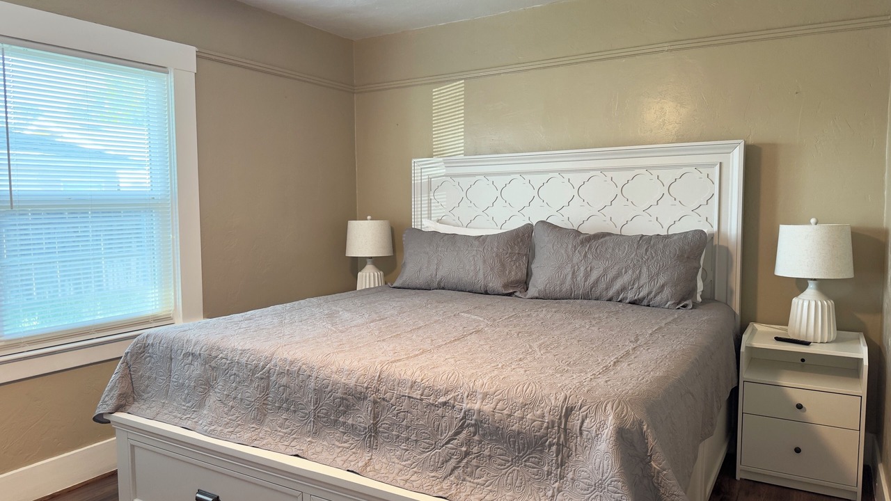 Photo of Bedroom in Hanford