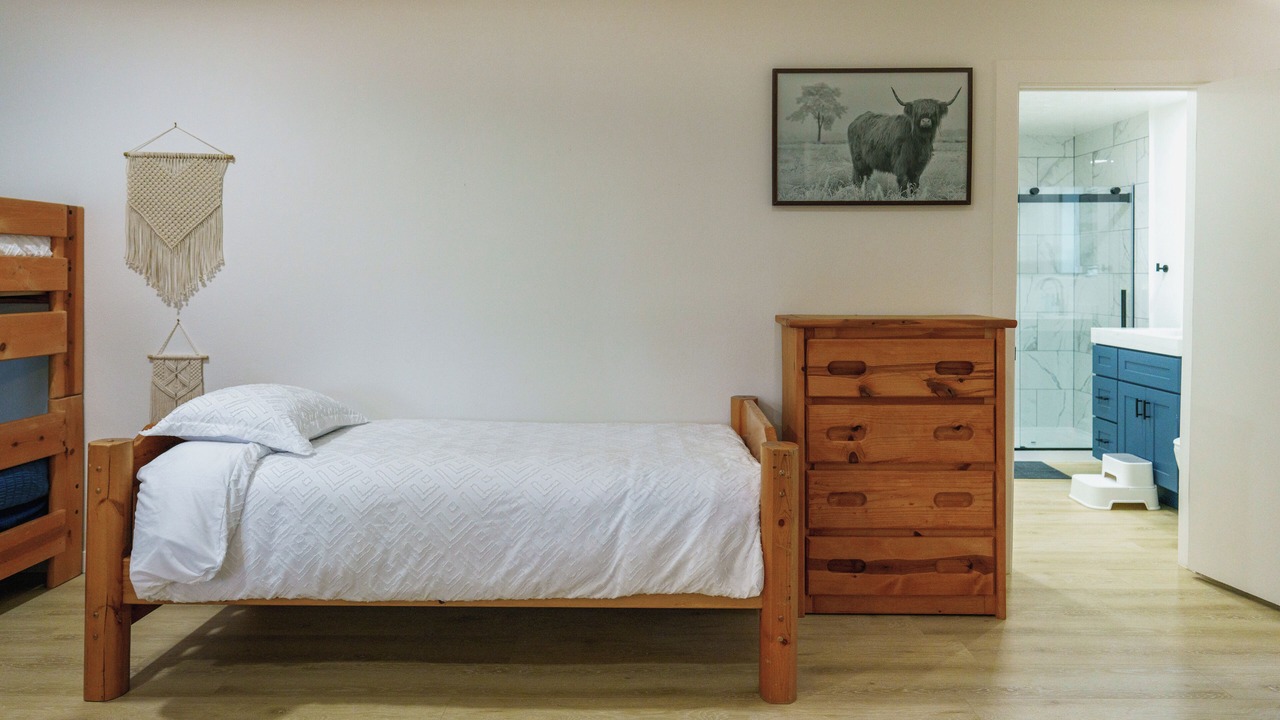 Photo of Bedroom in Mi-Wuk Village