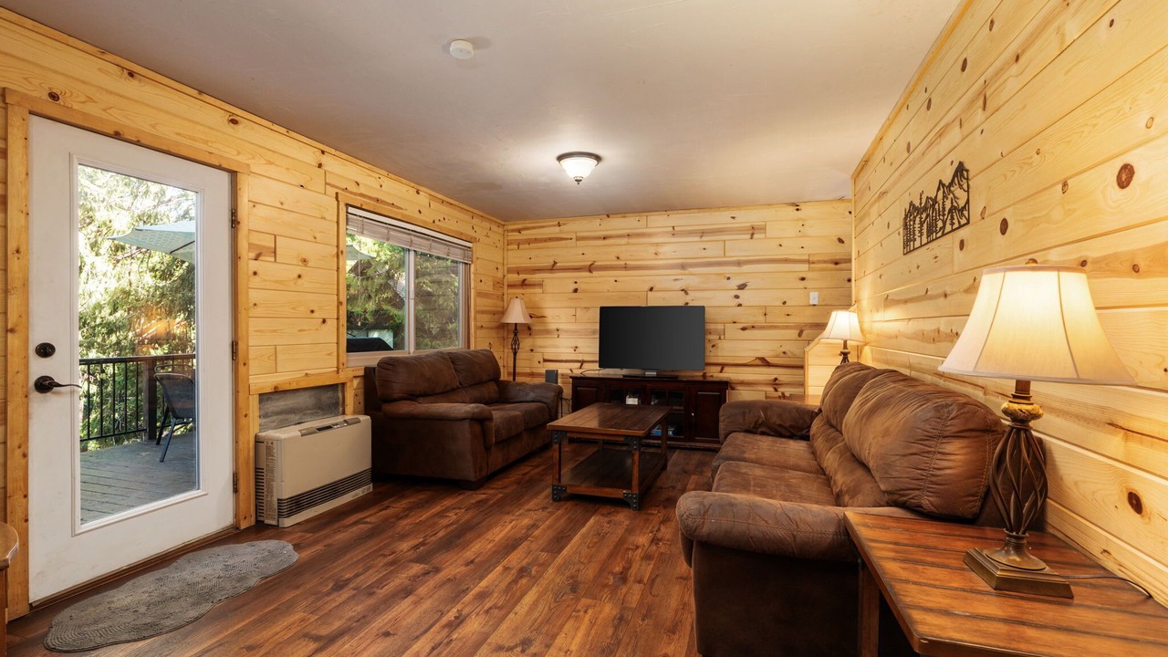 Photo of Livingroom in Sierra Cedars