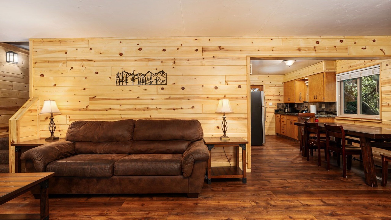 Photo of Livingroom in Sierra Cedars