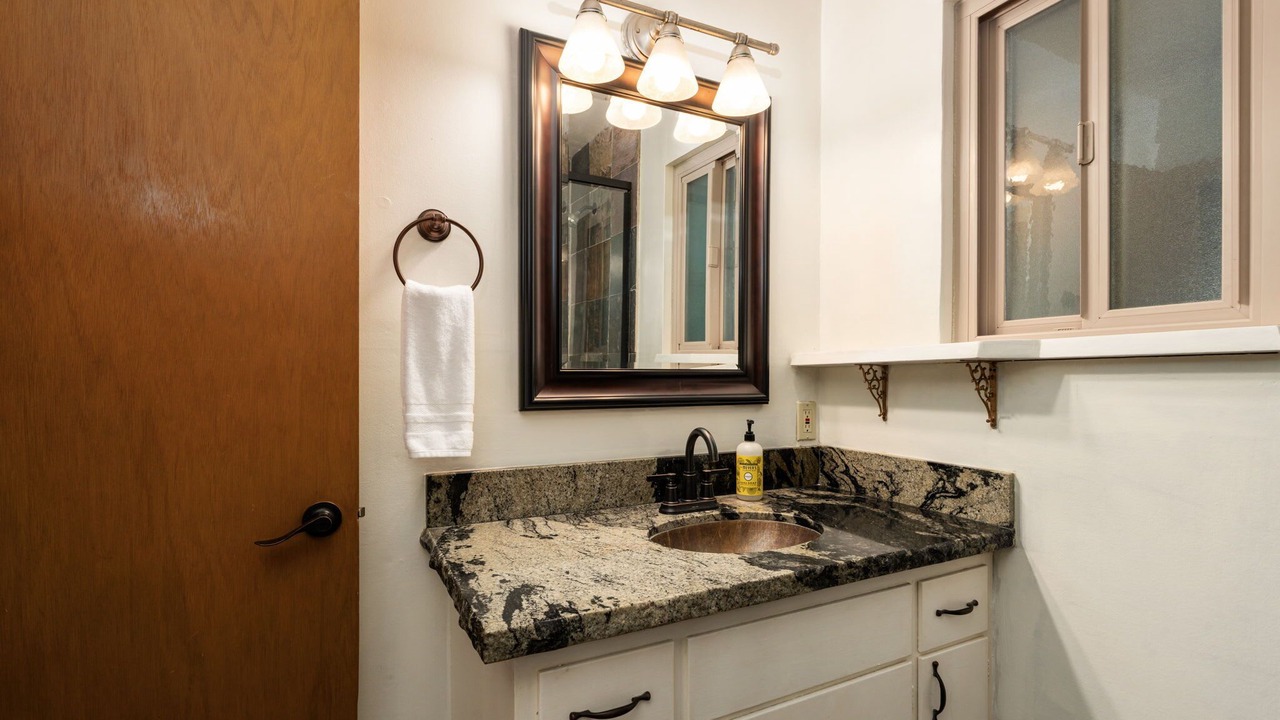 Photo of Bathroom in Sierra Cedars