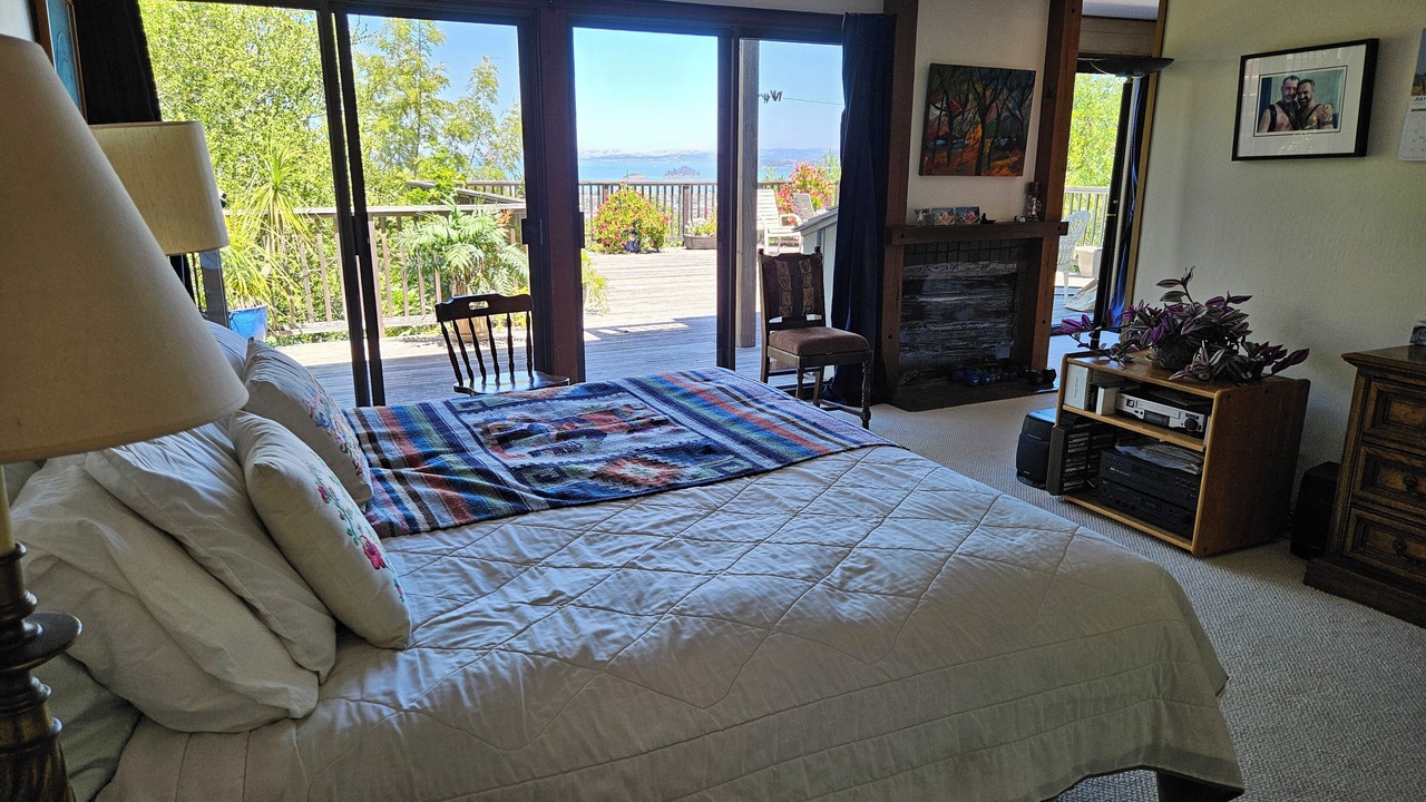 Photo of Bedroom in Picnic Valley
