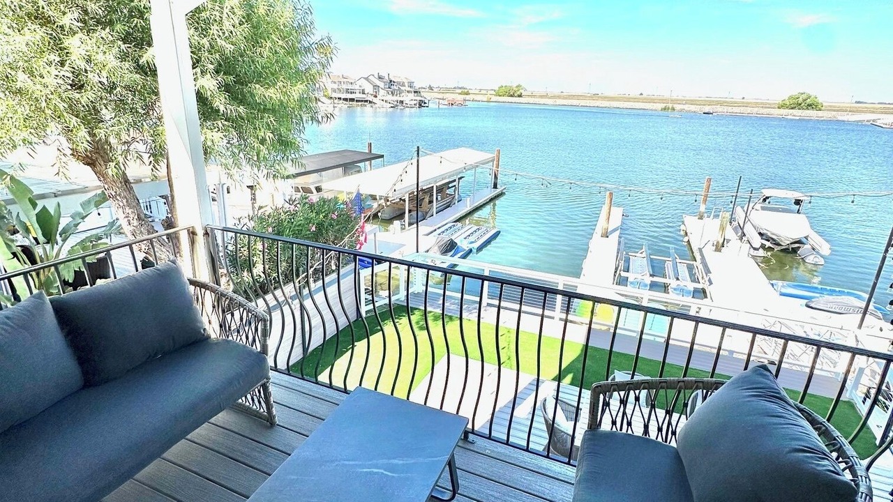 Photo of Patio Balcony in Discovery Bay