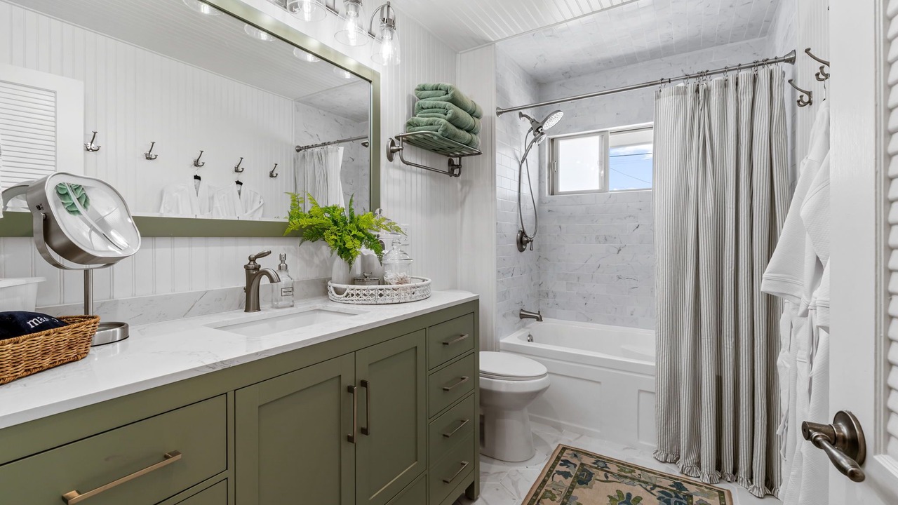 Photo of Bathroom in Downtown Monterey