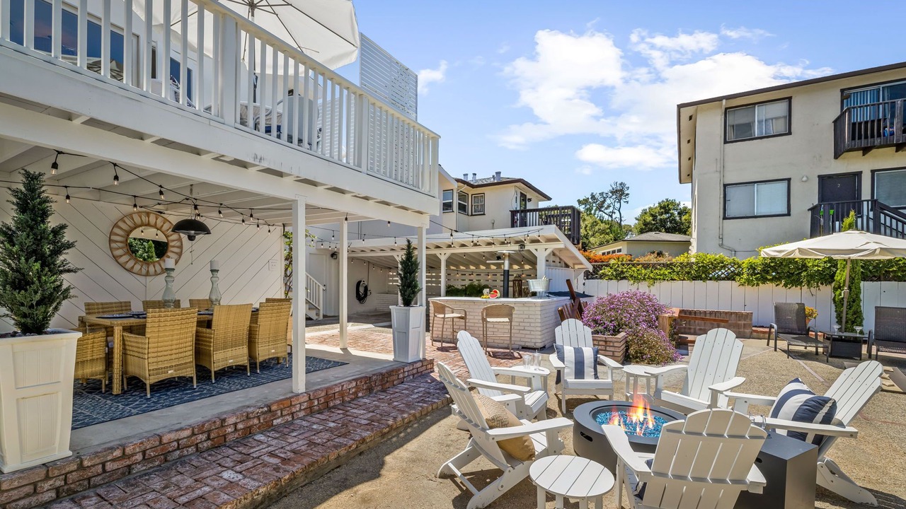 Photo of Outdoor in Downtown Monterey