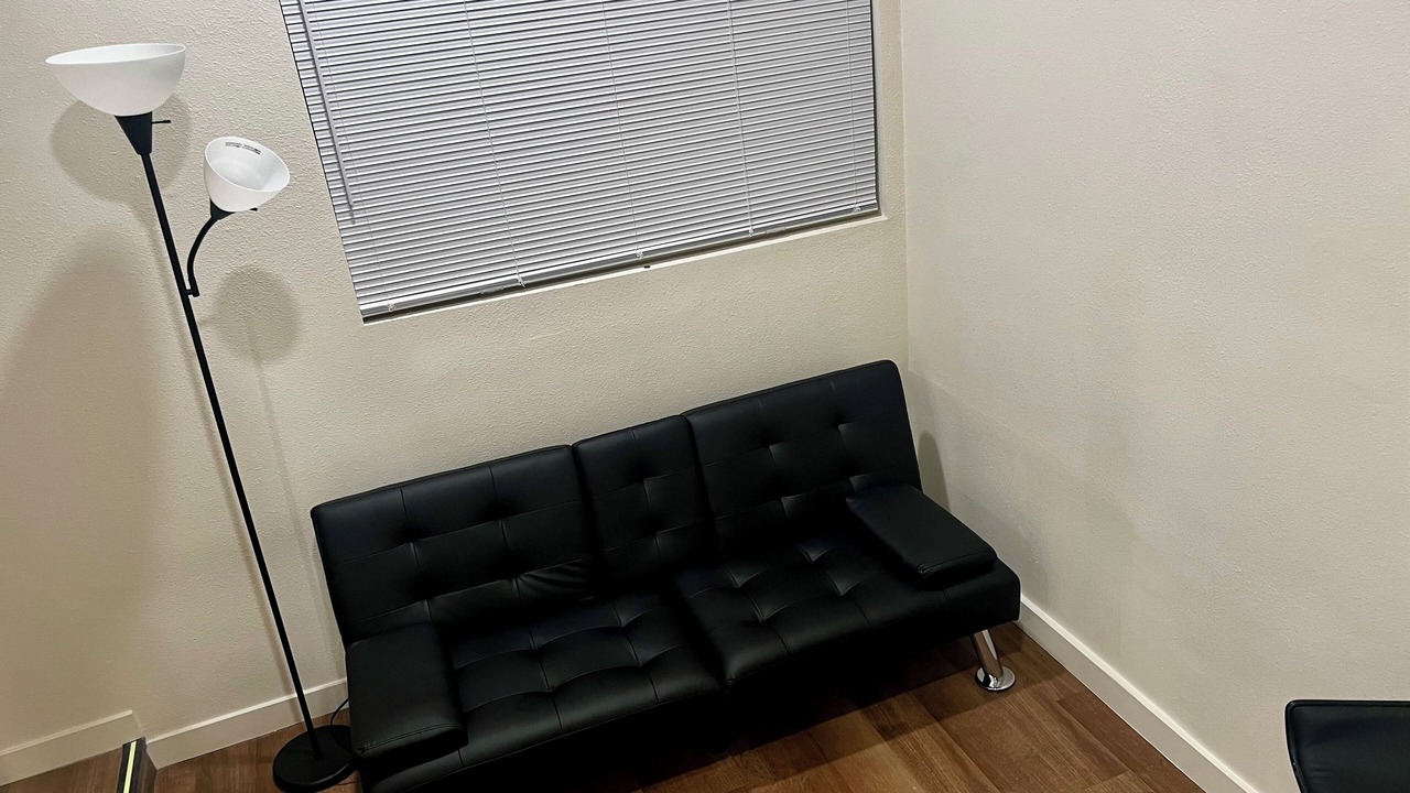 Photo of Livingroom in Canoga Park