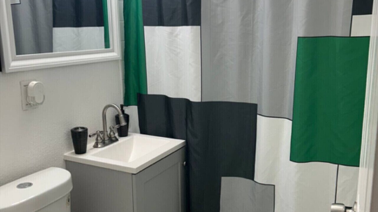 Photo of Bathroom in Parkway-South Sacramento