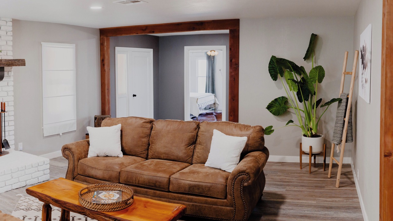 Photo of Livingroom in Springville