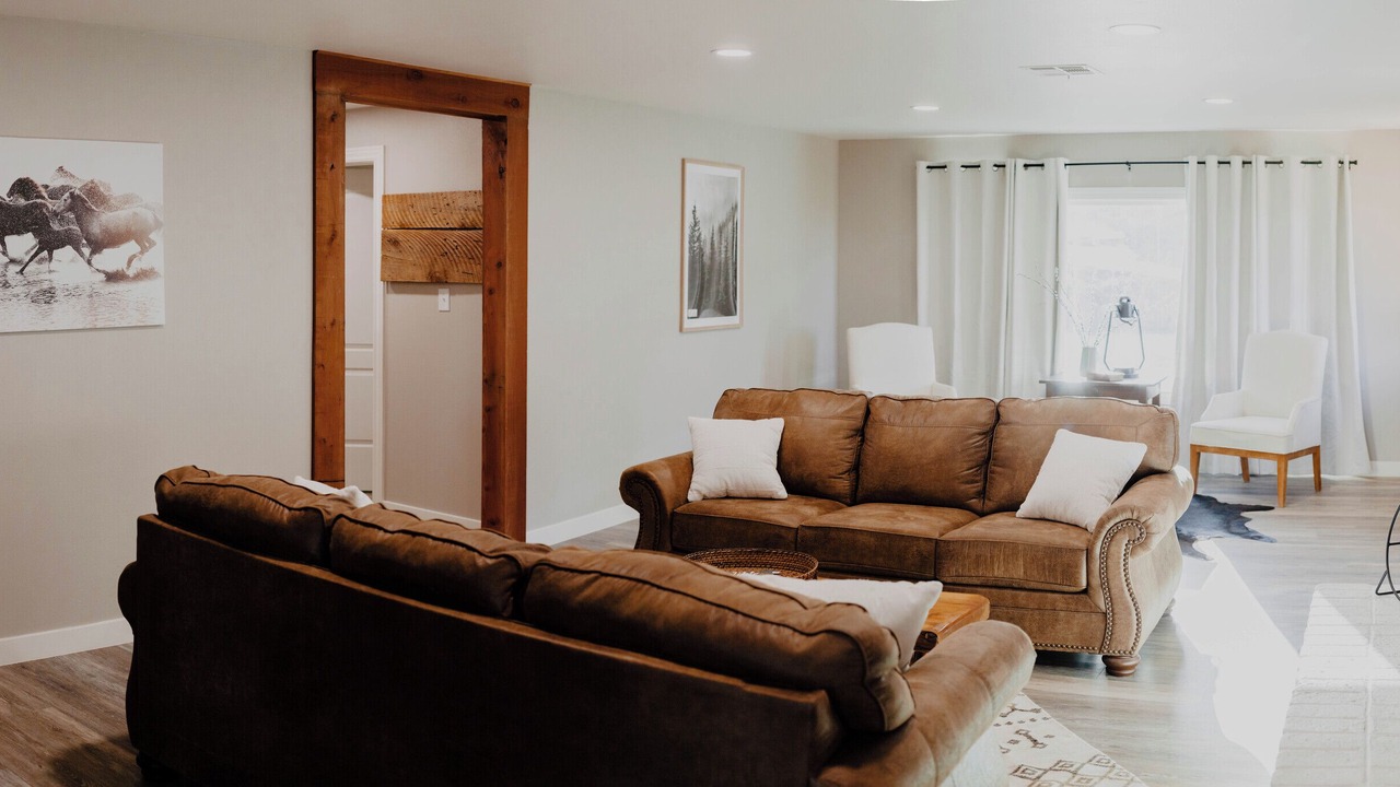 Photo of Livingroom in Springville