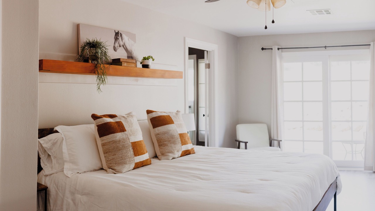Photo of Bedroom in Springville