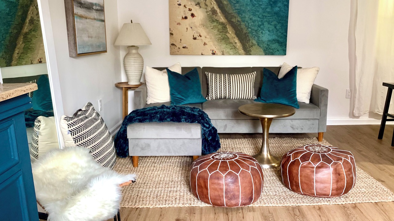 Photo of Livingroom in Studio City
