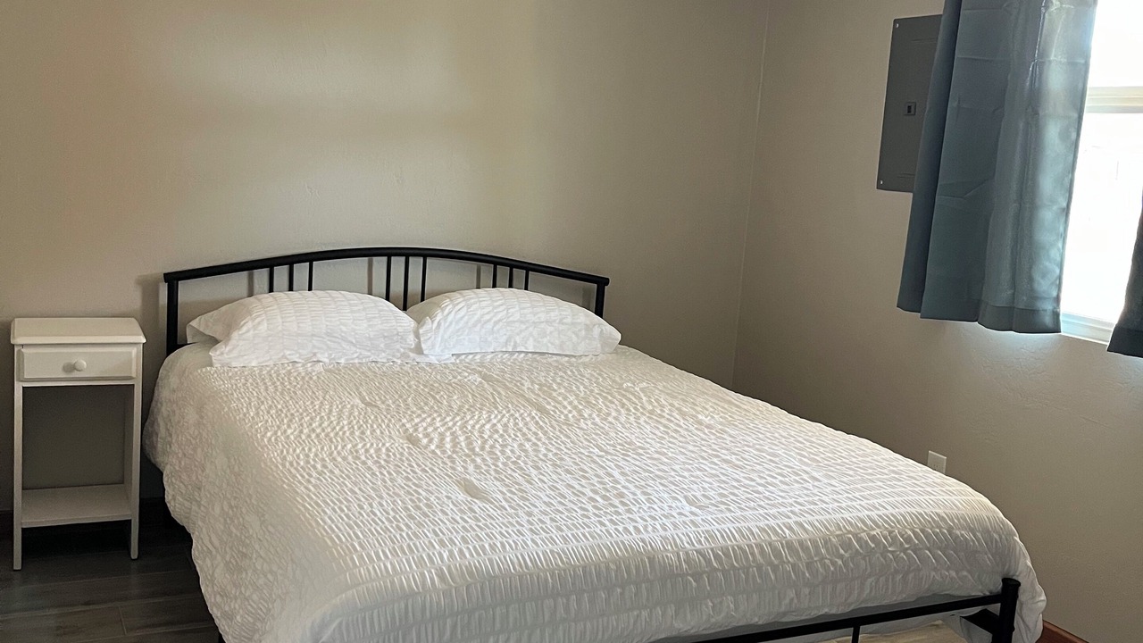 Photo of Bedroom in Raisin