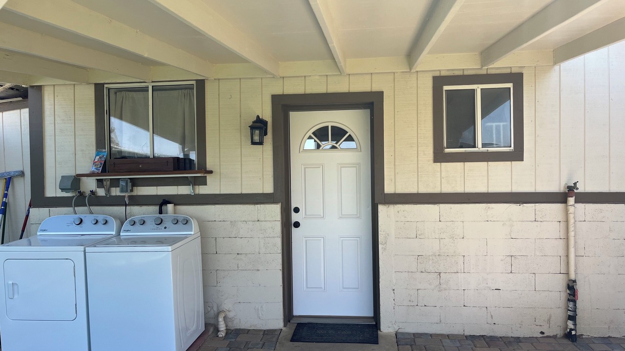 Photo of Outdoor in Raisin