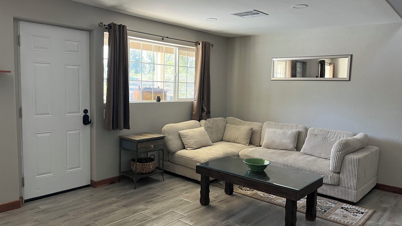 Photo of Livingroom in Raisin