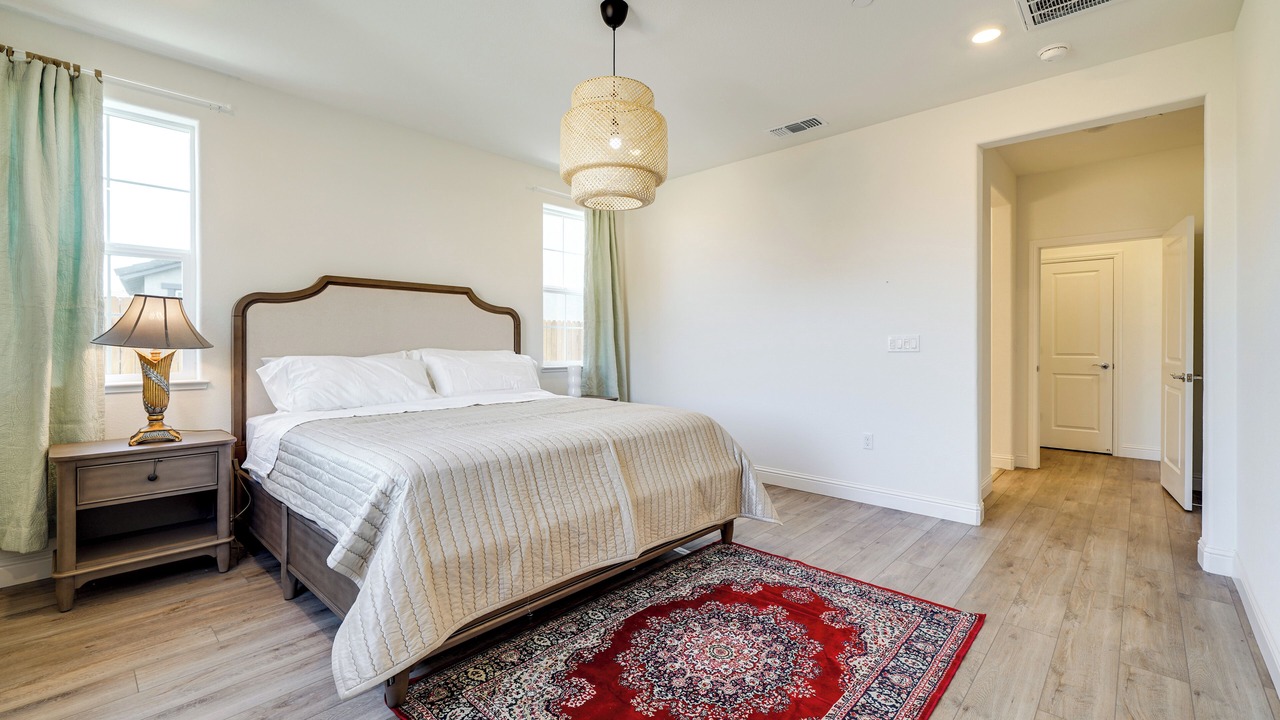 Photo of Bedroom in Peters
