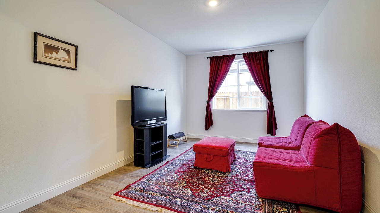Photo of Bedroom in Peters