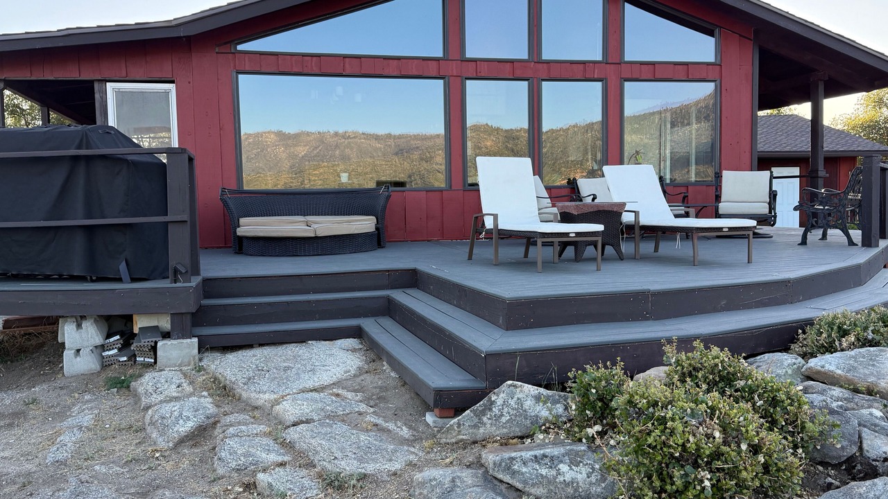 Photo of Patio Balcony in North Fork