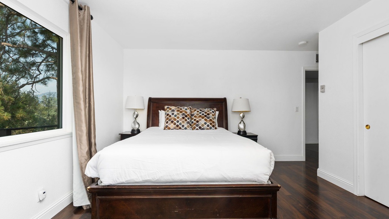 Photo of Bedroom in North Fork
