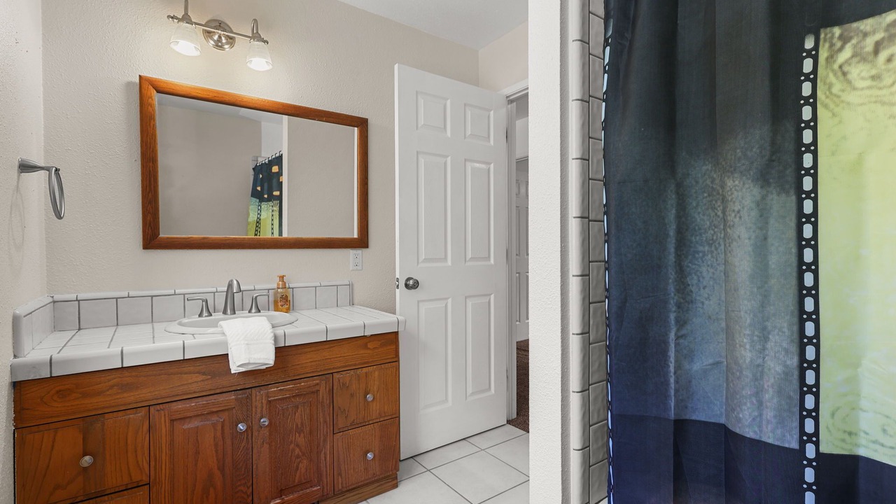 Photo of Bathroom in O'Brien