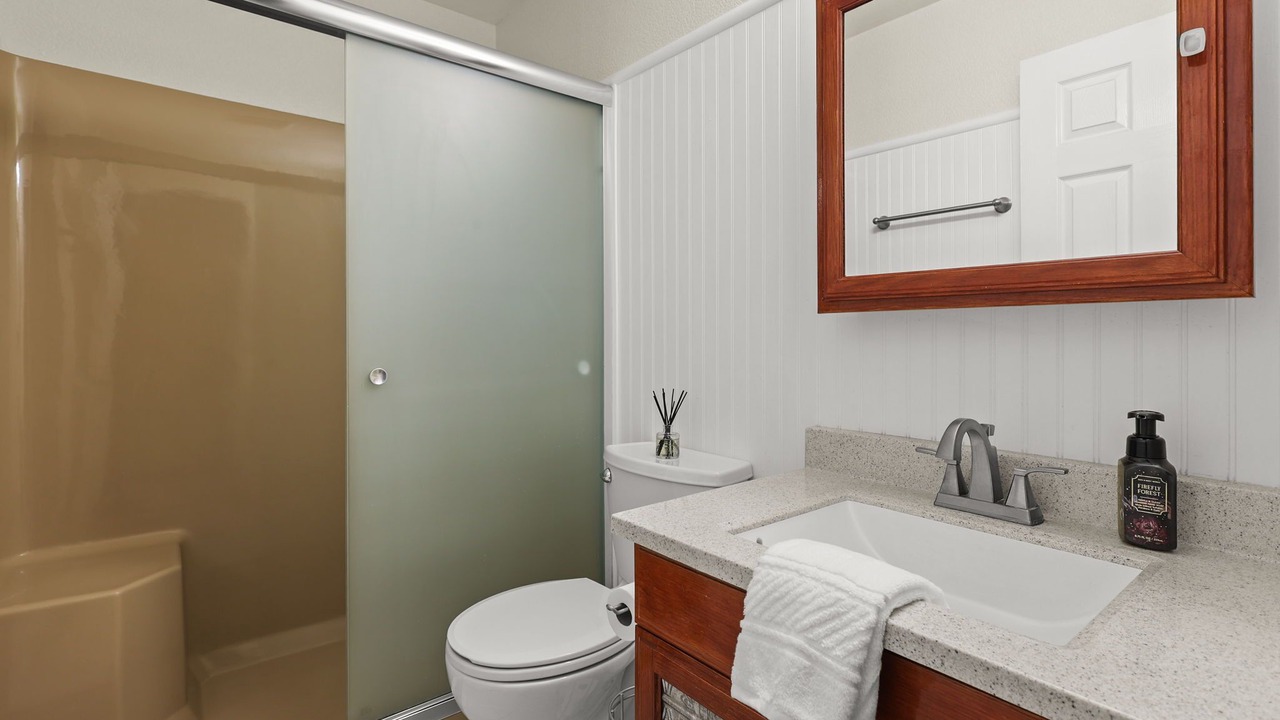 Photo of Bathroom in O'Brien