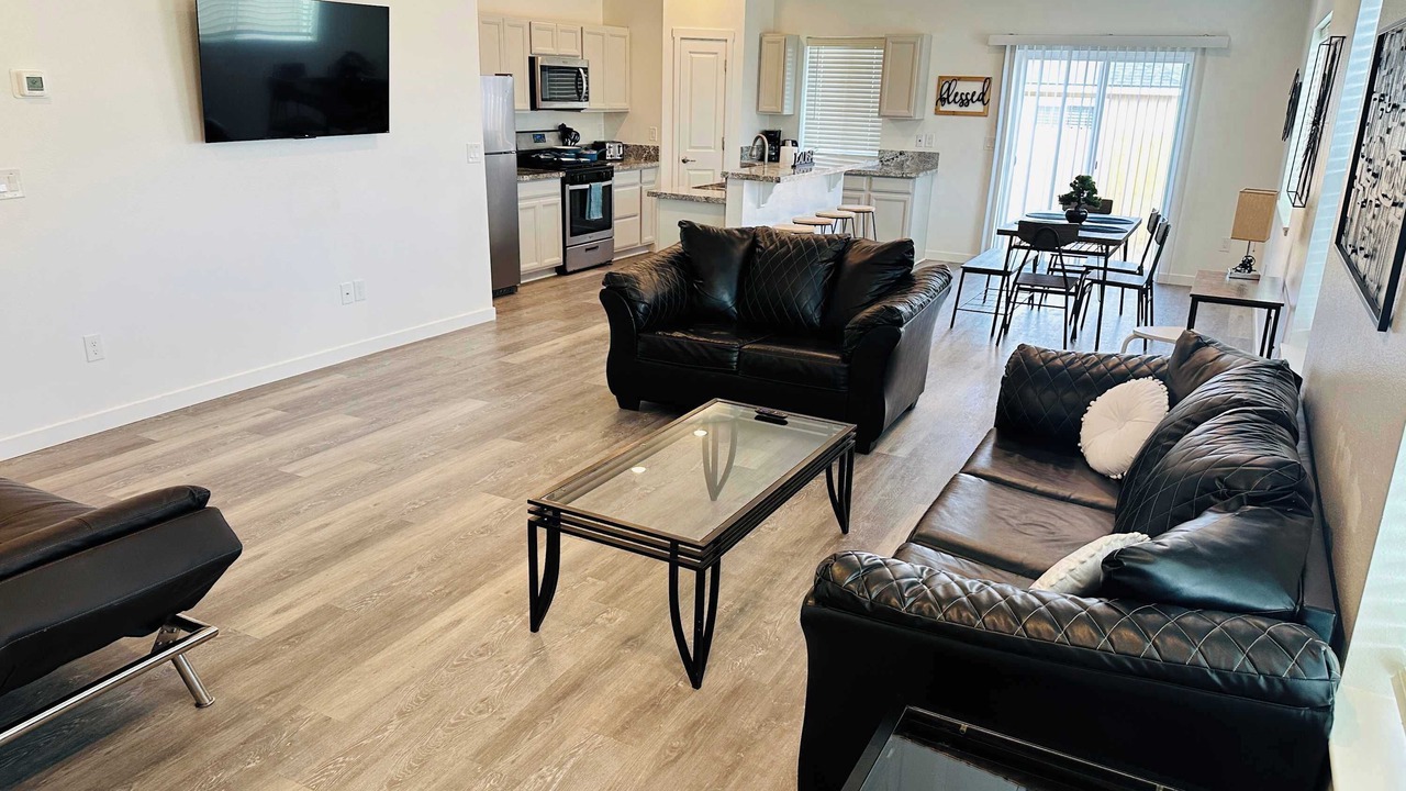 Photo of Livingroom in Fernley