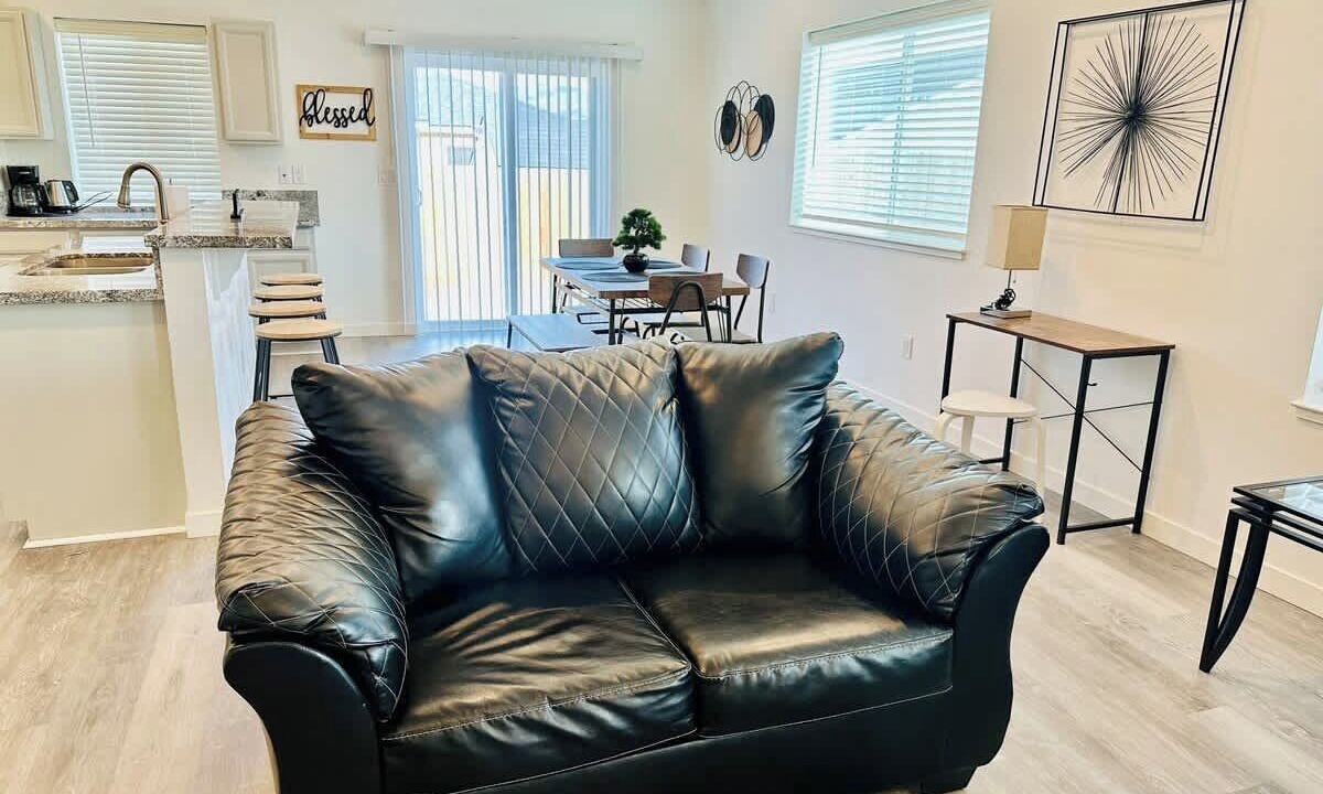 Photo of Livingroom in Fernley