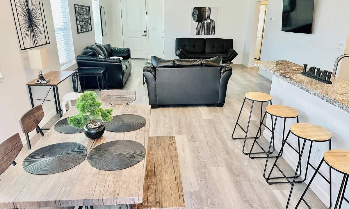 Photo of Livingroom in Fernley