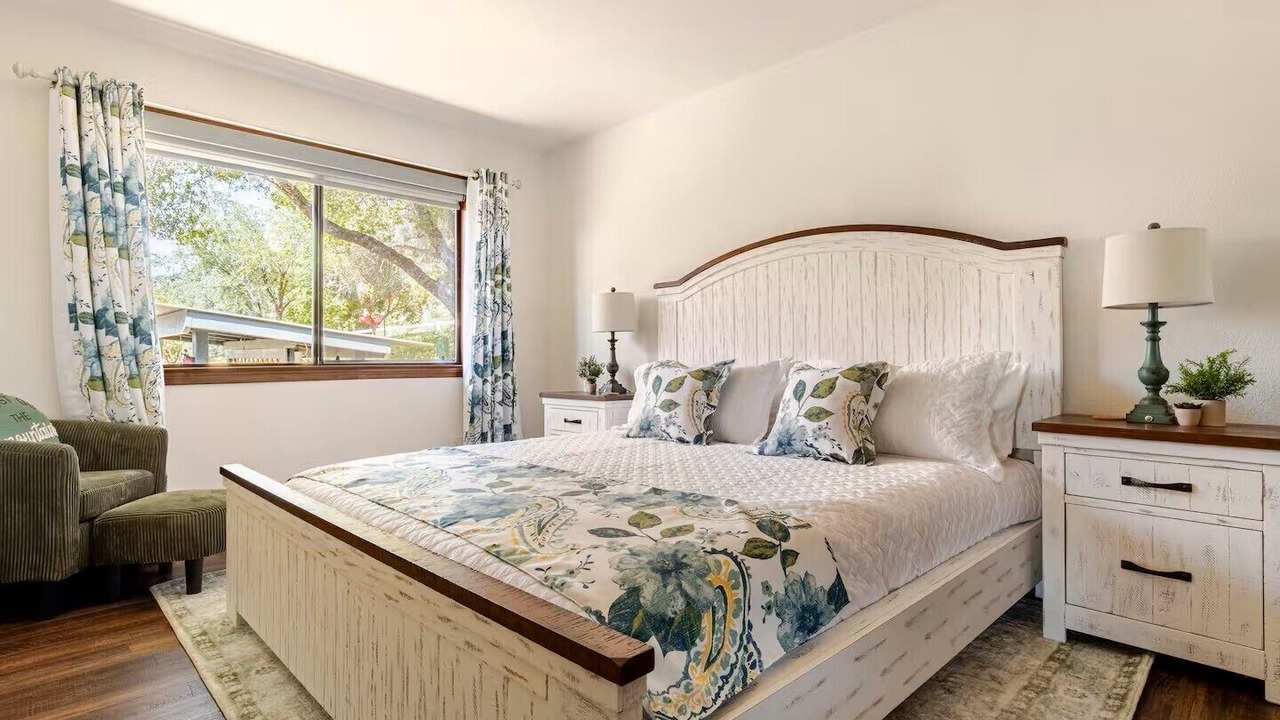Photo of Bedroom in Oakhurst