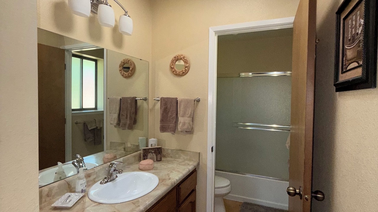 Photo of Bathroom in Groveland