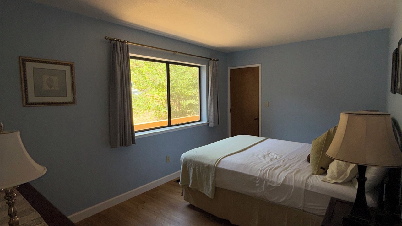 Photo of Bedroom in Groveland