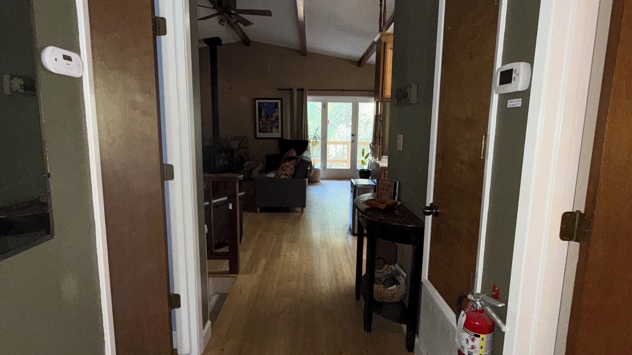 Photo of Livingroom in Groveland