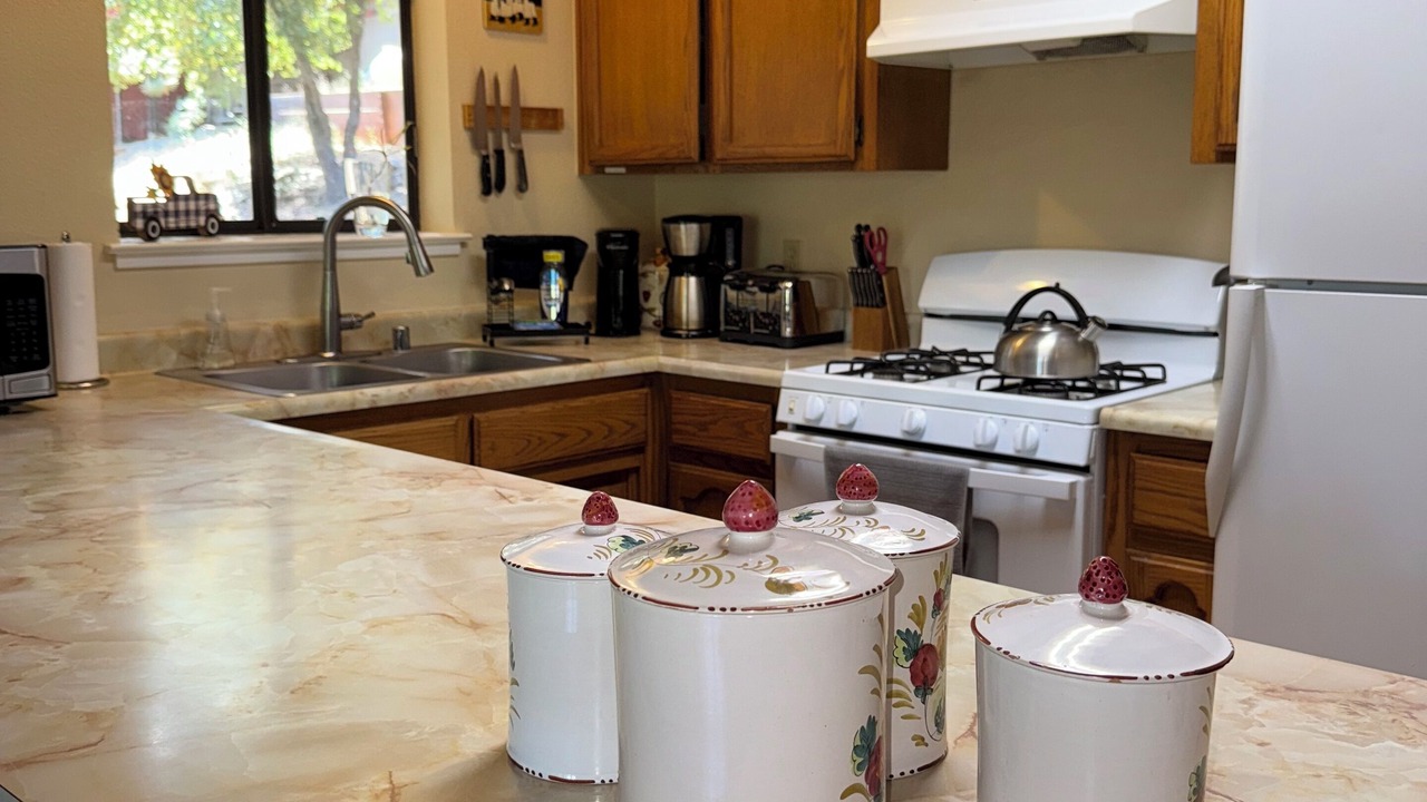 Photo of Kitchen in Groveland