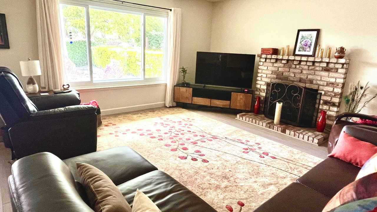 Photo of Livingroom in Montara