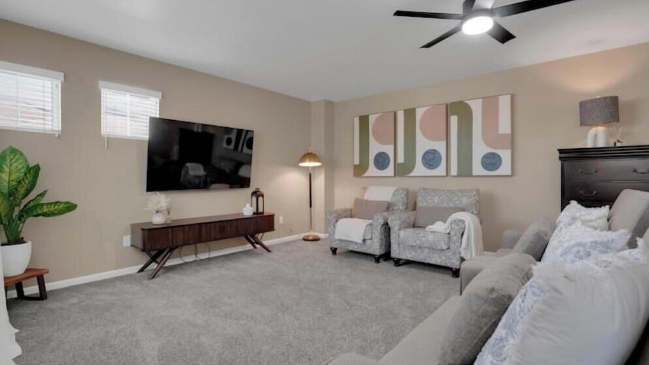 Photo of Livingroom in Spanos Park