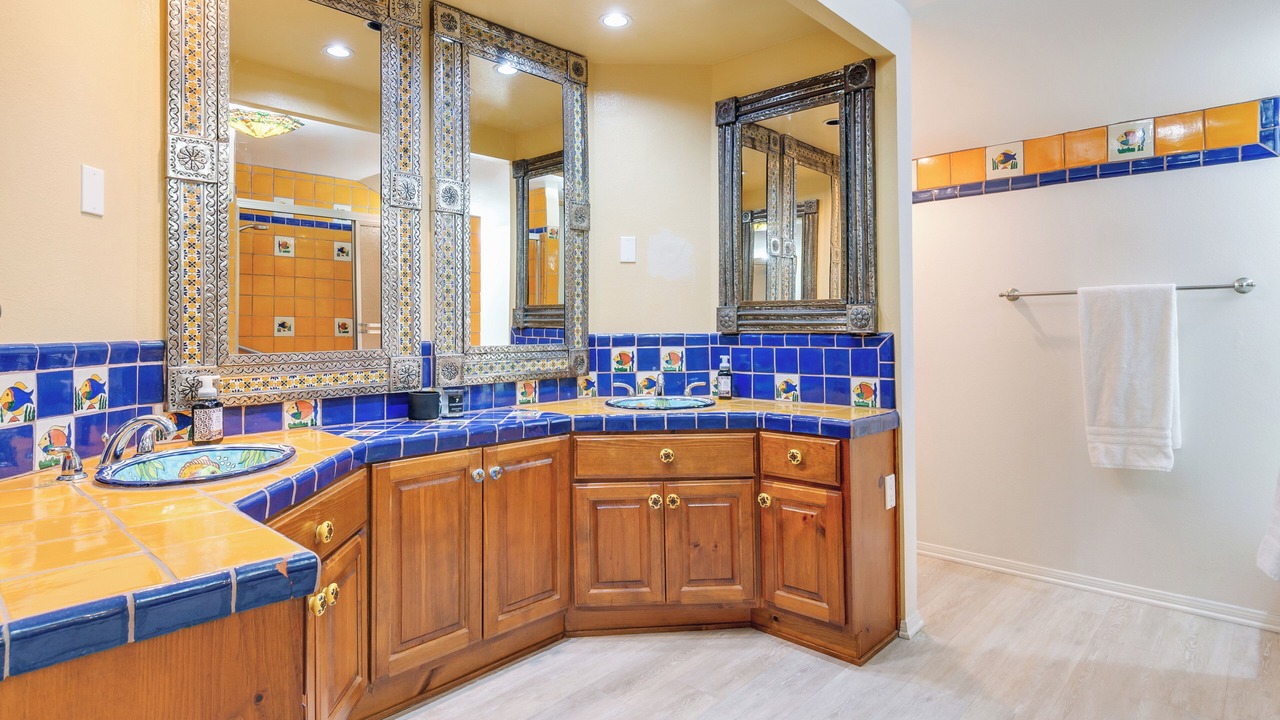 Photo of Bathroom in Estates at Canyon Crest
