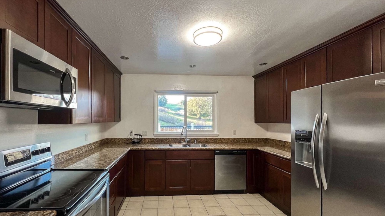 Photo of Kitchen in Chabot Park