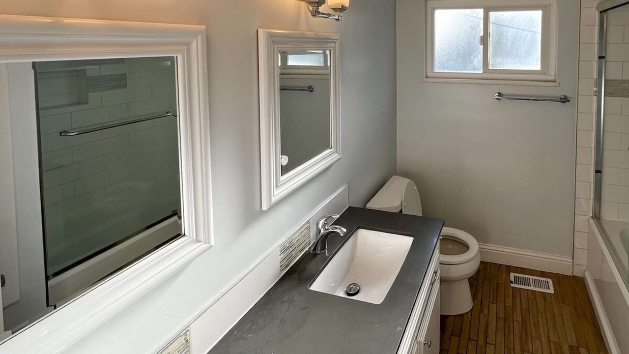 Photo of Bathroom in Chabot Park