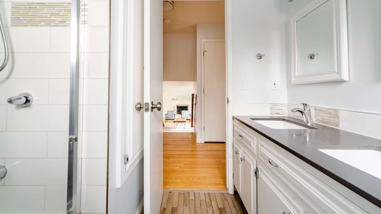 Photo of Bathroom in Chabot Park