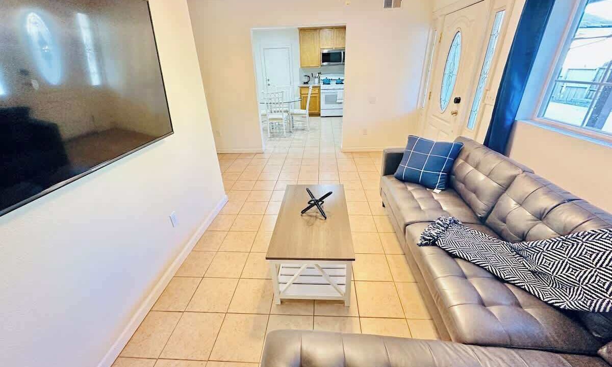 Photo of Livingroom in Northeast Reno
