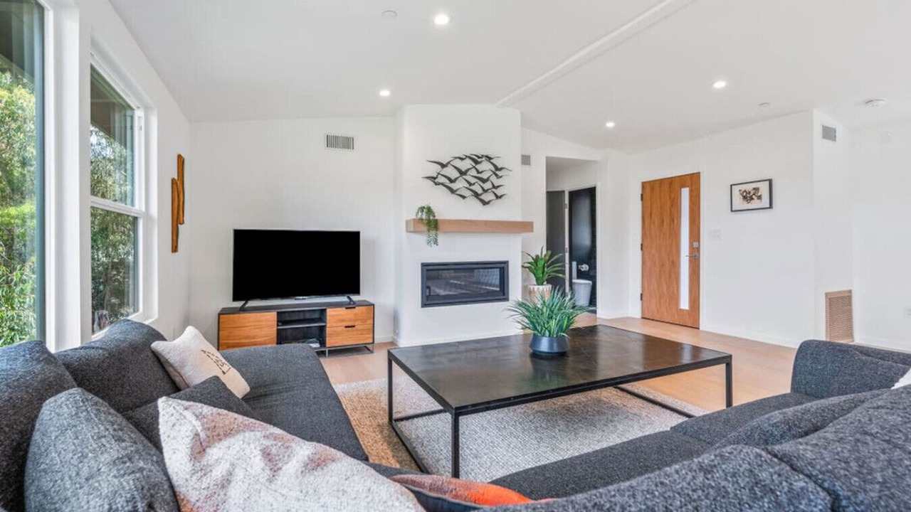 Photo of Livingroom in San Rafael