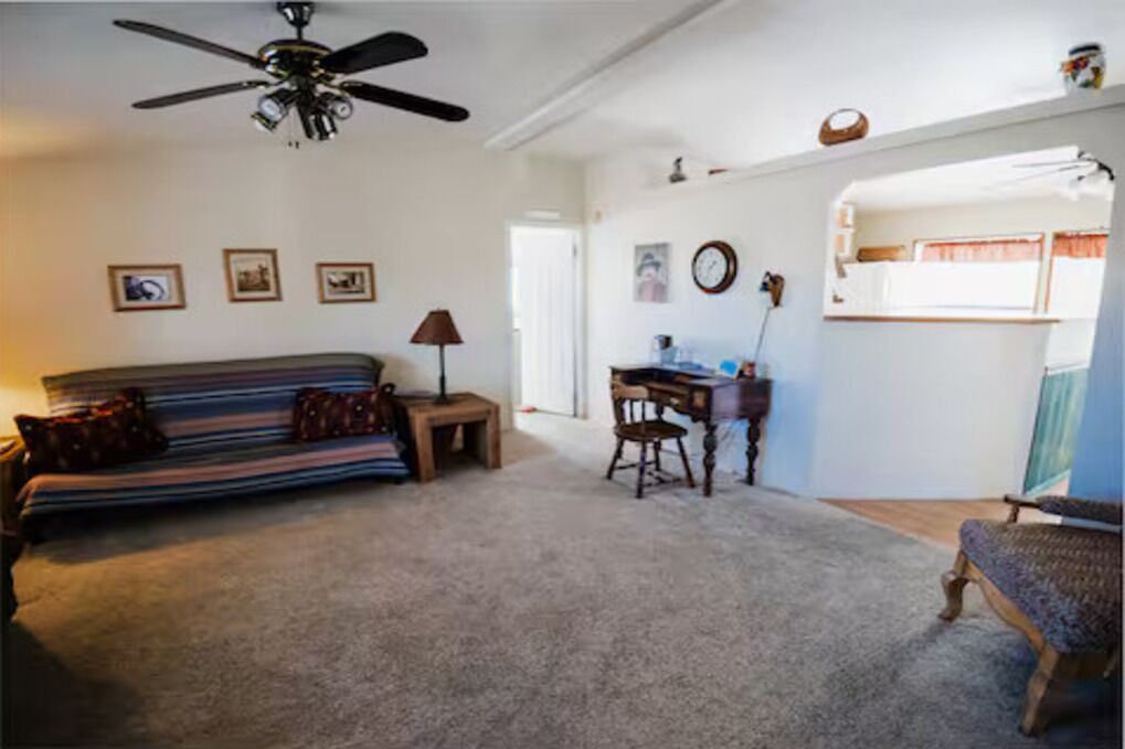 Photo of Livingroom in Beatty