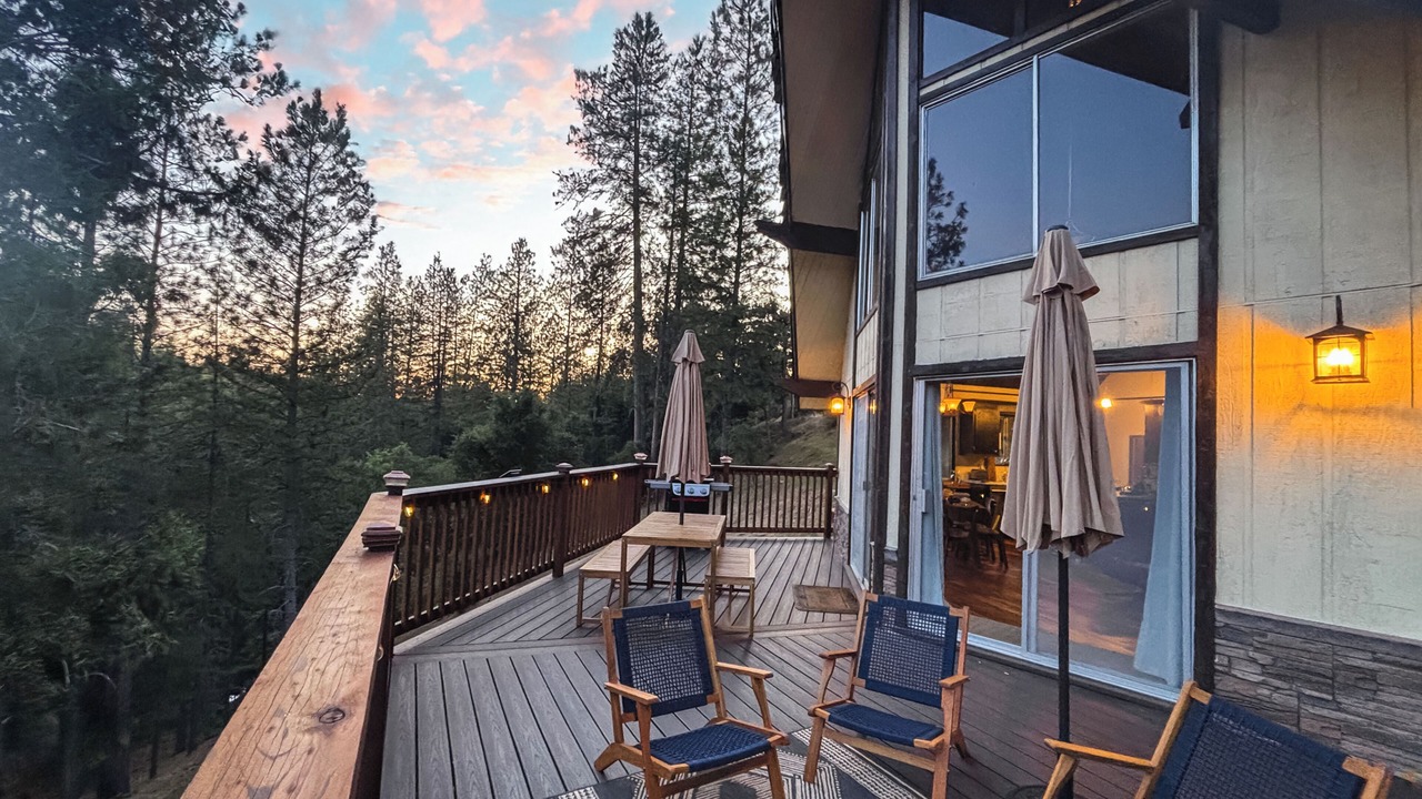 Photo of Outdoor in Groveland