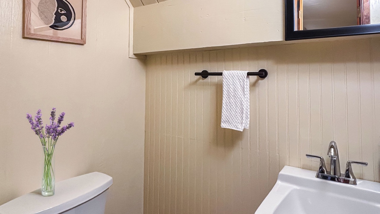 Photo of Bathroom in Groveland