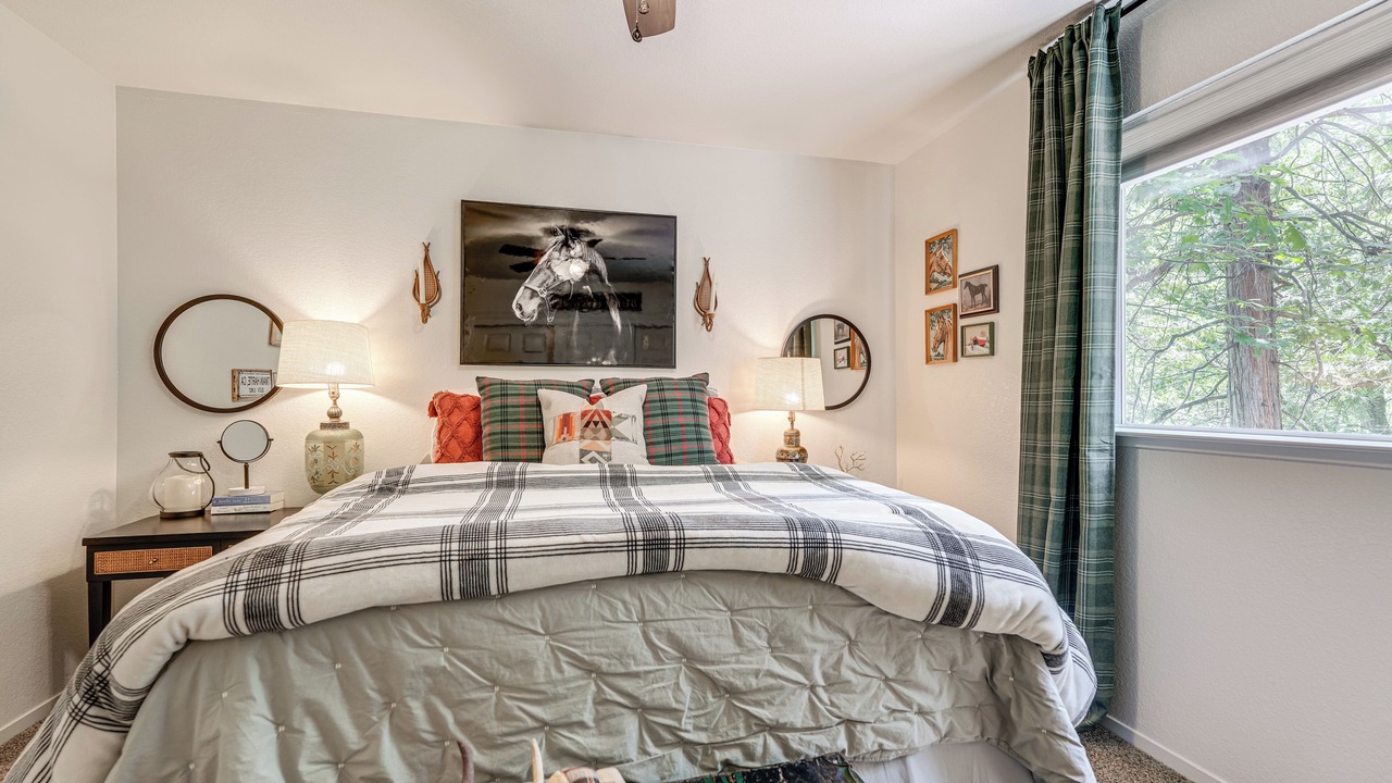 Photo of Bedroom in Twain Harte