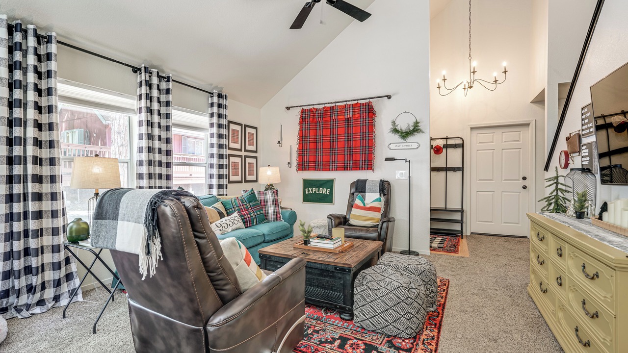 Photo of Livingroom in Twain Harte